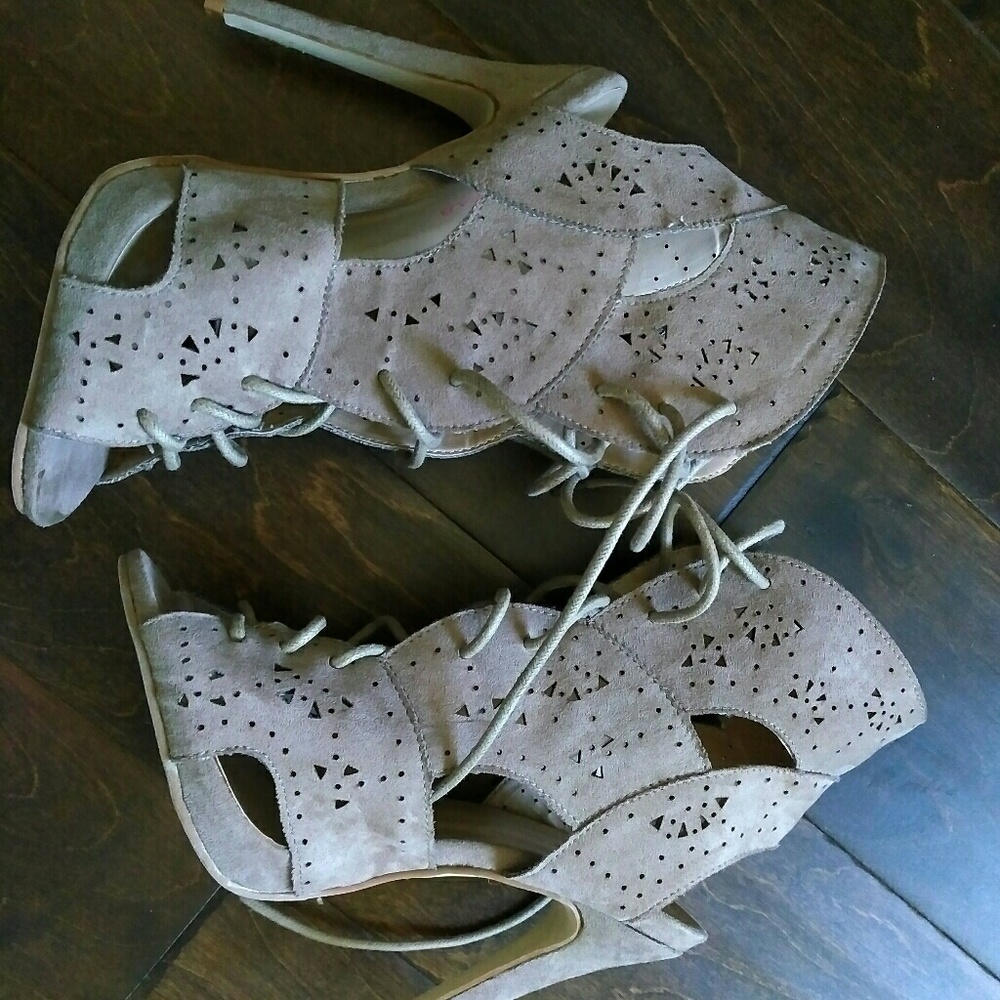 Cute Just Fab booties.. NEVER WORN